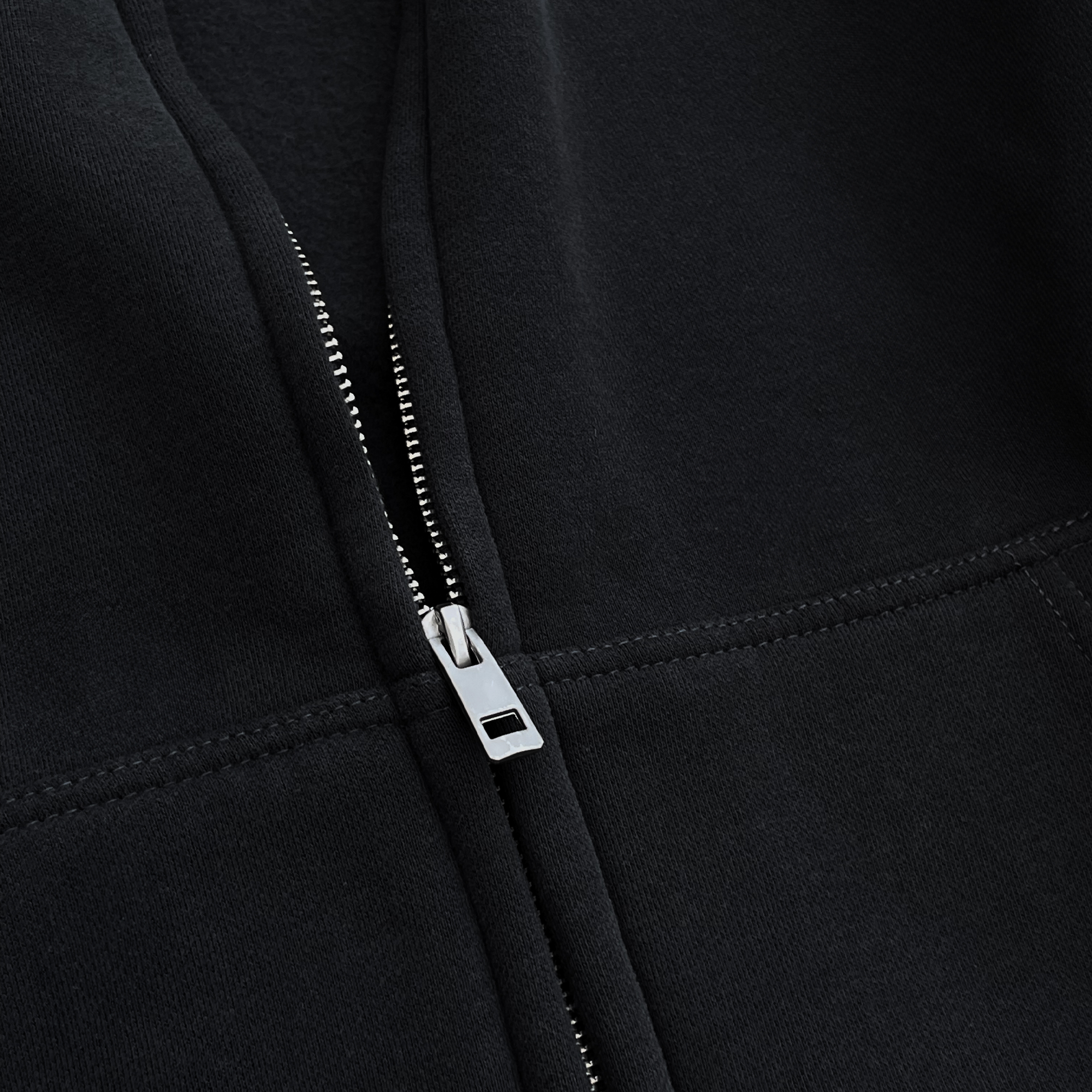 Grey Onyx Zipper