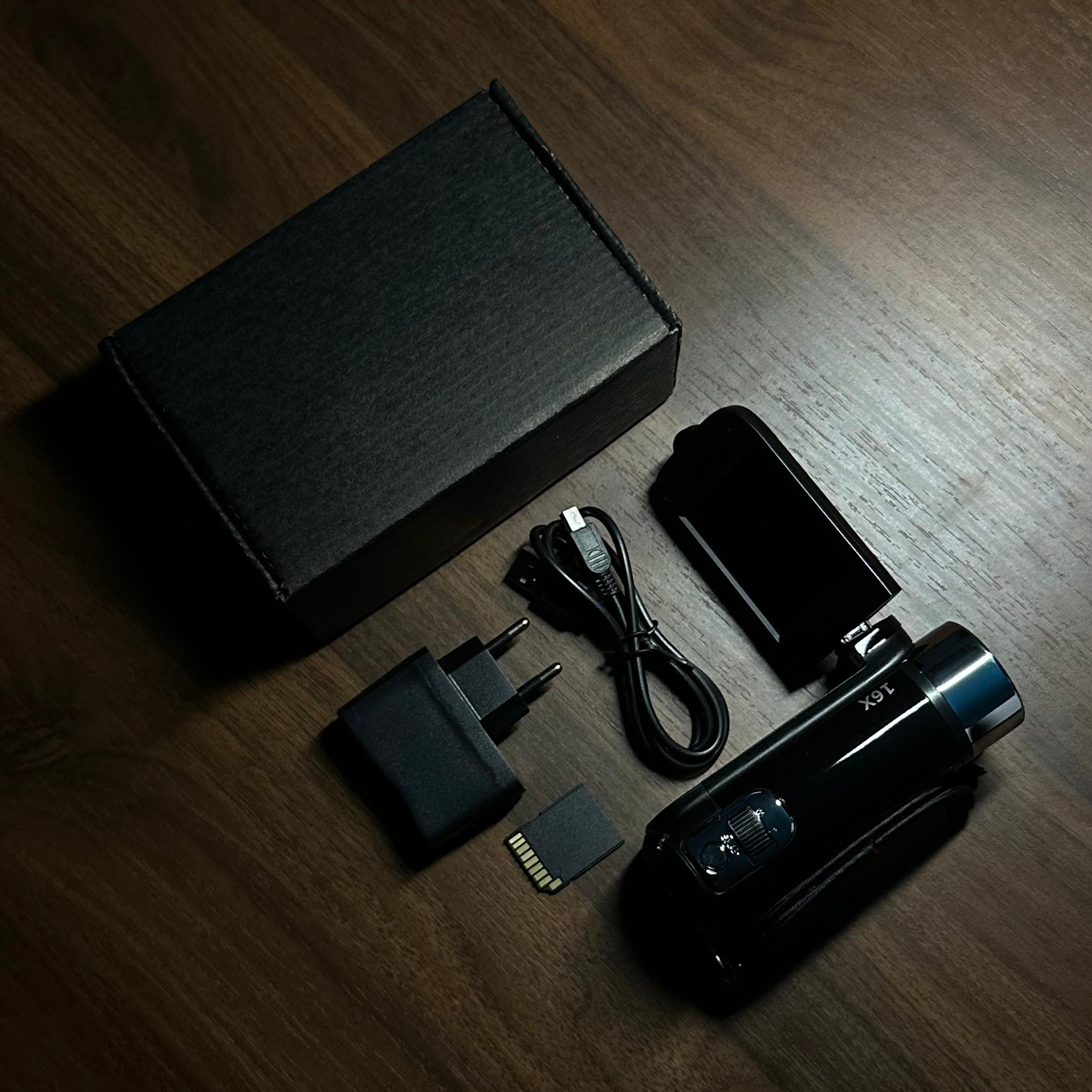 Y2K CAMCORDER